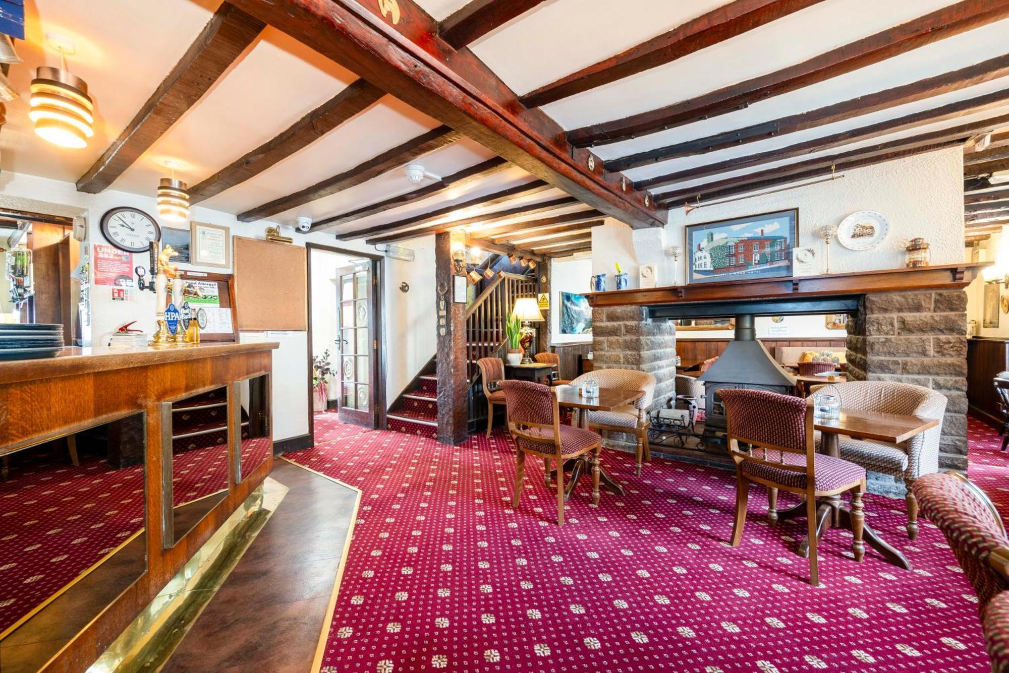 Gaskell Arms Hotel Much Wenlock Bagian luar foto